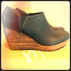 Dr. Scholl’s Memory Foam Wedges sz 10
